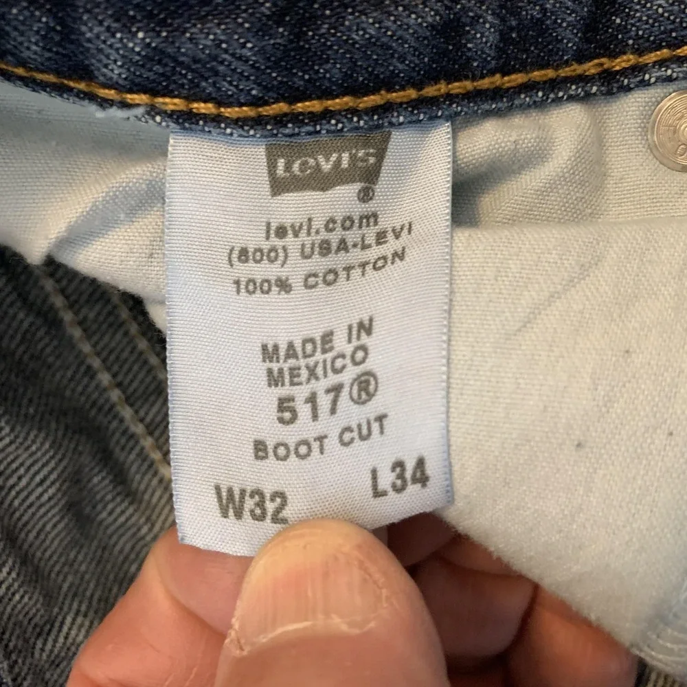 Levi's 517 Shorts Mens 32 Blue Dark Wash‎ Denim Cutoff Frayed Raw Hem Cheeky